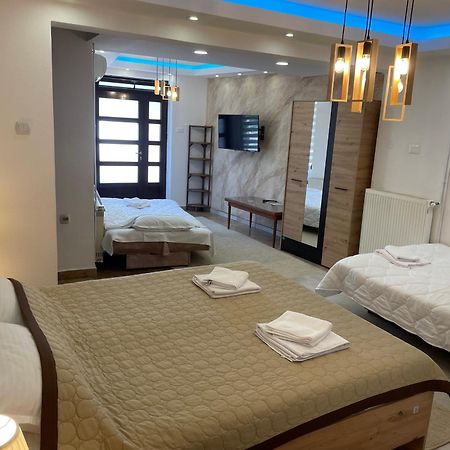 Bora Apartmani - Free Parking - City Center Vranje Buitenkant foto