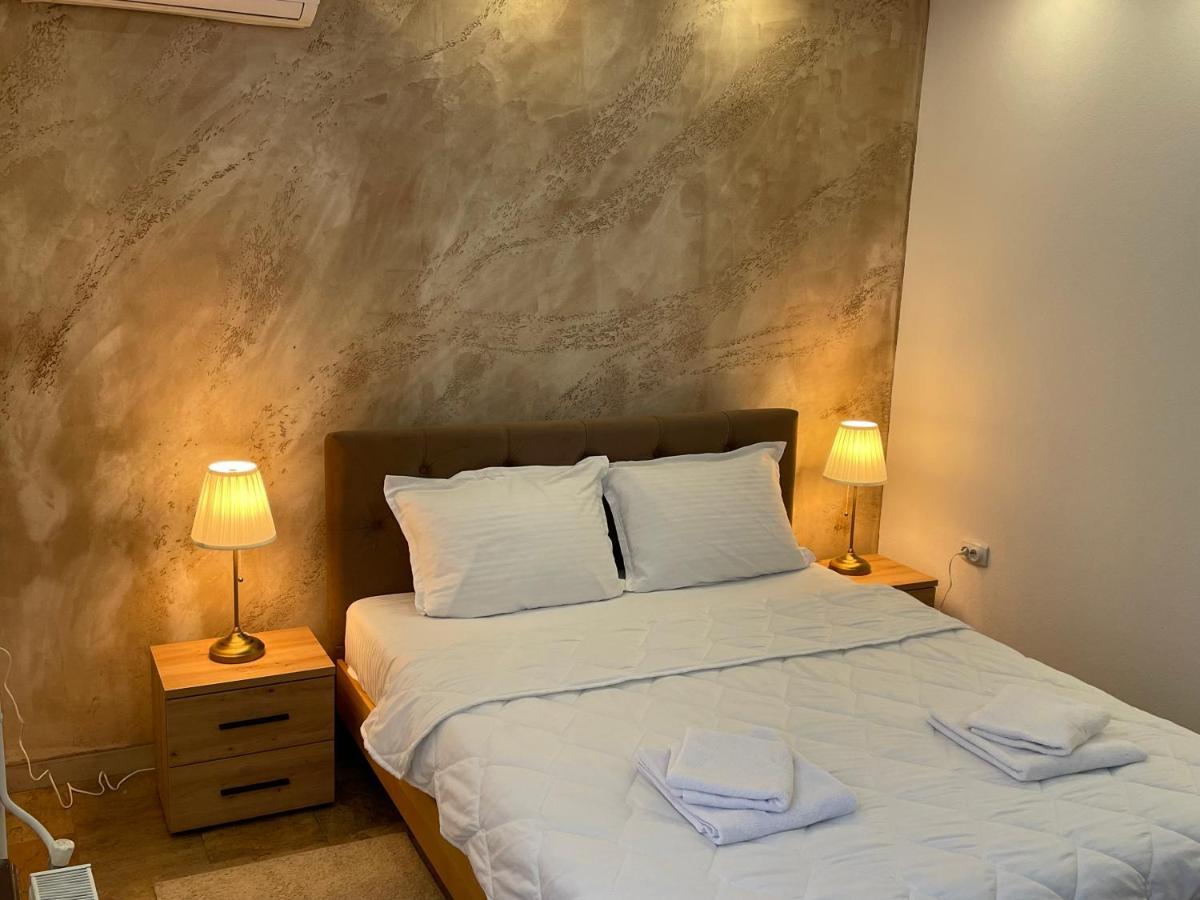 Bora Apartmani - Free Parking - City Center Vranje Buitenkant foto